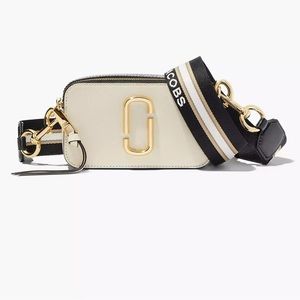 Marc Jacob’s snapshot bag